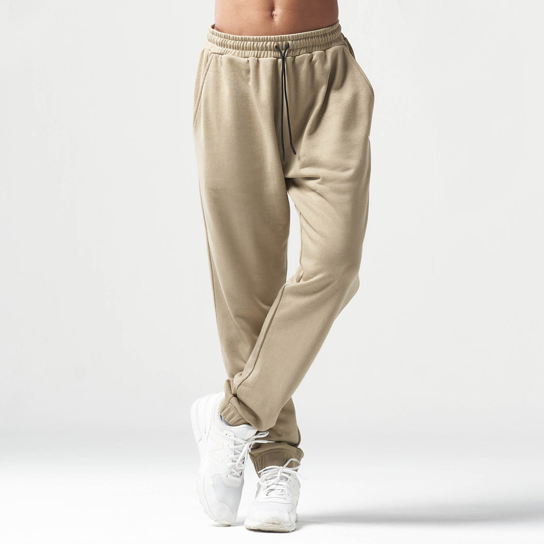ESSENTIAL JOGGER PANT - SAND